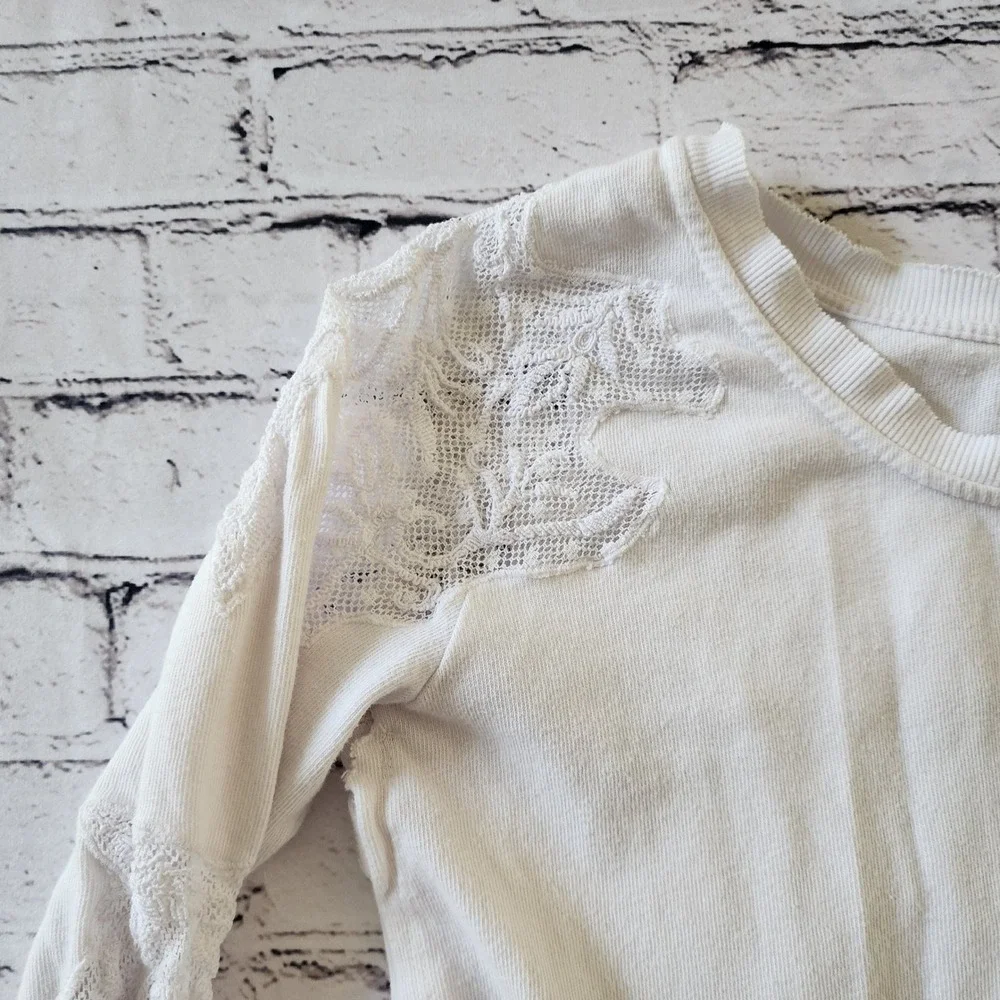 Free People Womens White Lace Crochet Thermal Long Sleeve Top XS Raw Hem Boho